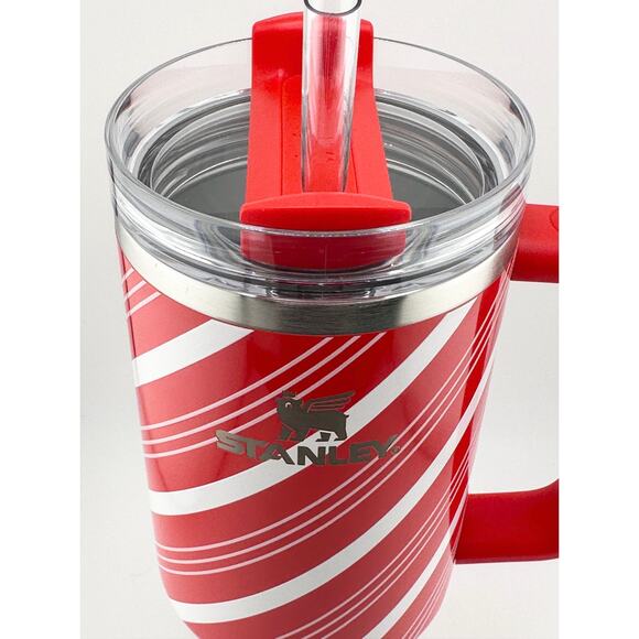 Stanley Quencher H2.0 FlowState HOLIDAY Tumbler 40 oz, CANDY CANE TWIST - Picture 3 of 5